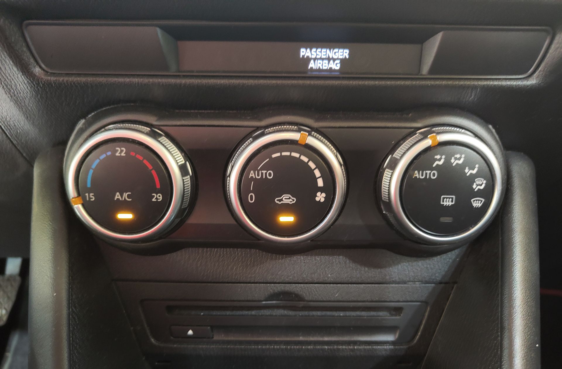 Mazda CX-3 2.0 G Zenith 2WD - foto 27
