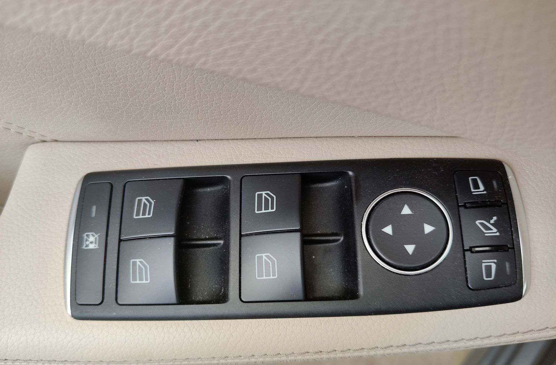 Mercedes-Benz Clase E 220 CDI Avantgarde - foto 17