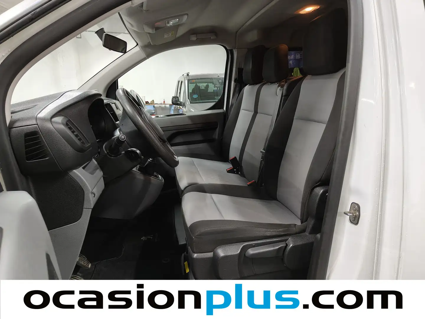 Foto Peugeot Expert Peugeot Expert Combi BlueHDi 120 S&S Long (120 CV)