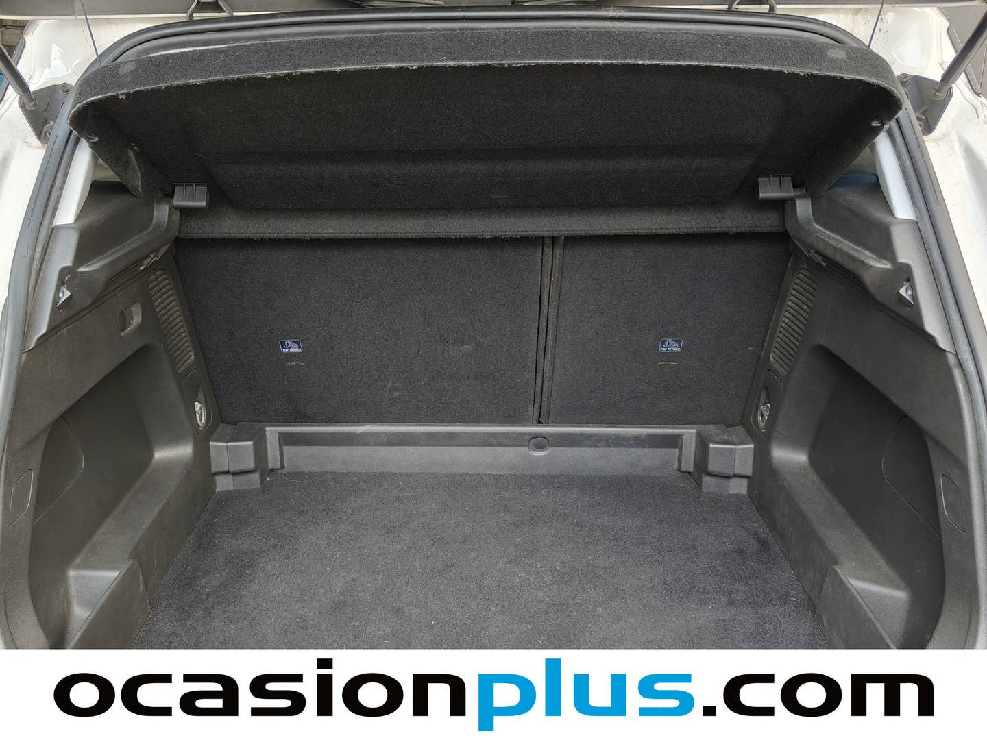 Fotos maletero Opel Grandland X Opel Grandland X 1.2 Turbo Selective  (130 CV)