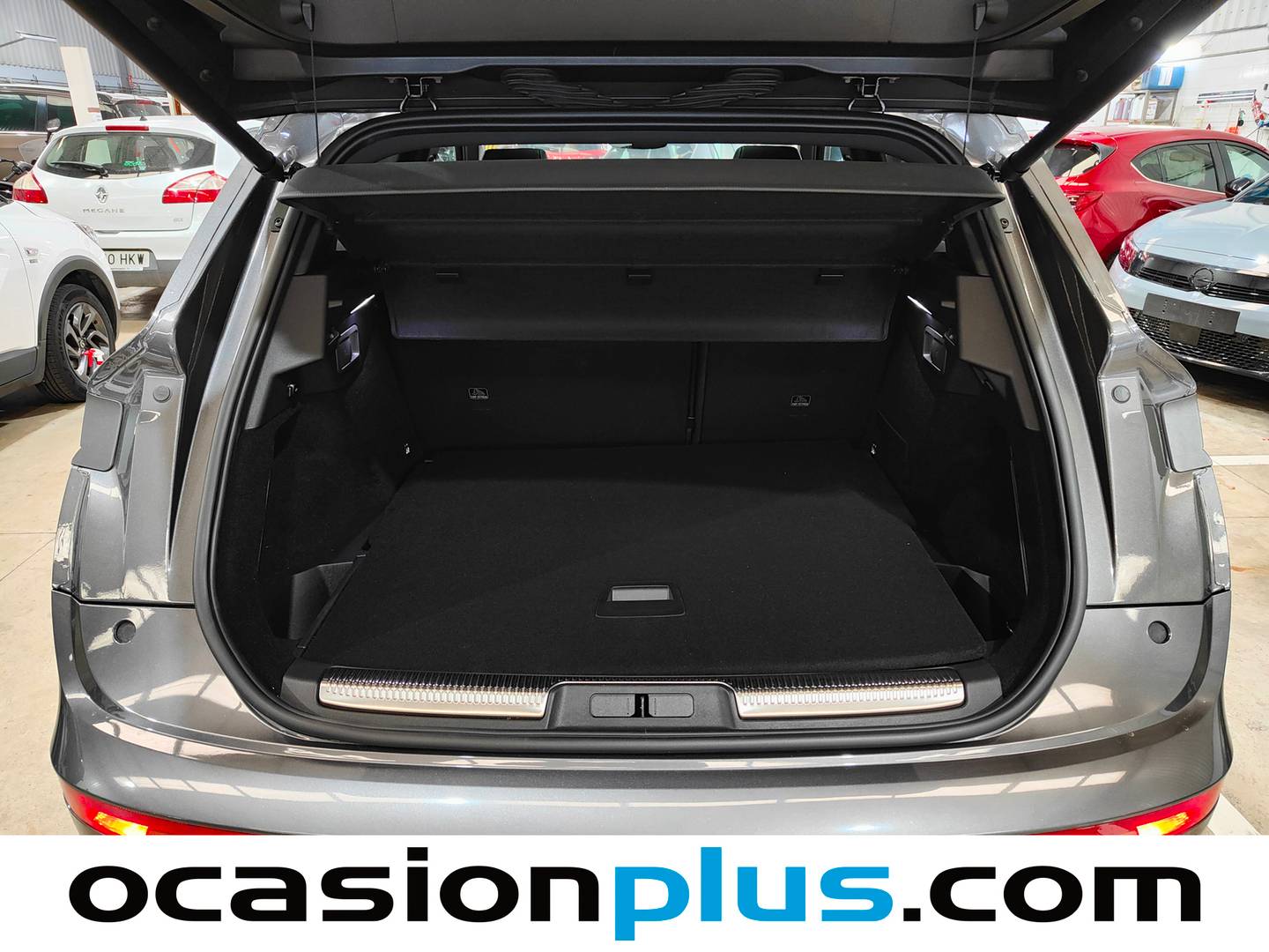 Fotos maletero DS DS 7 Crossback DS DS7 Crossback E-Tense 300 Performance Line+ 4WD Auto (300 CV)