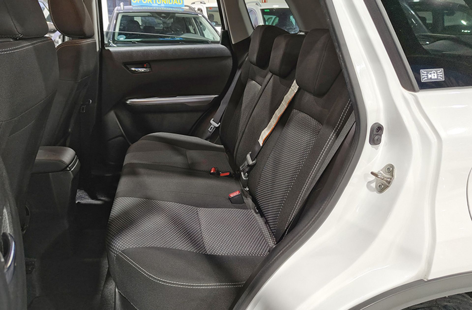 Suzuki Vitara 1.4 Turbo Mild Hybrid GLE - foto 11