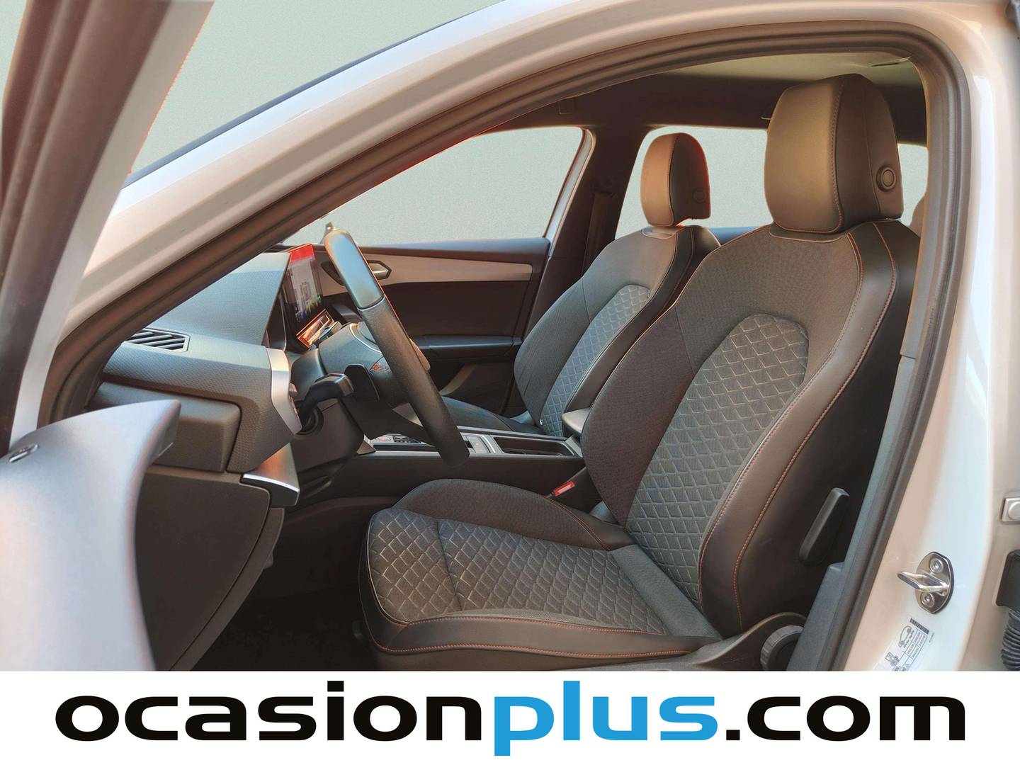 Foto asientos delanteros Seat León Seat León ST 1.5 TGI GNC S&S FR DSG (130 CV)
