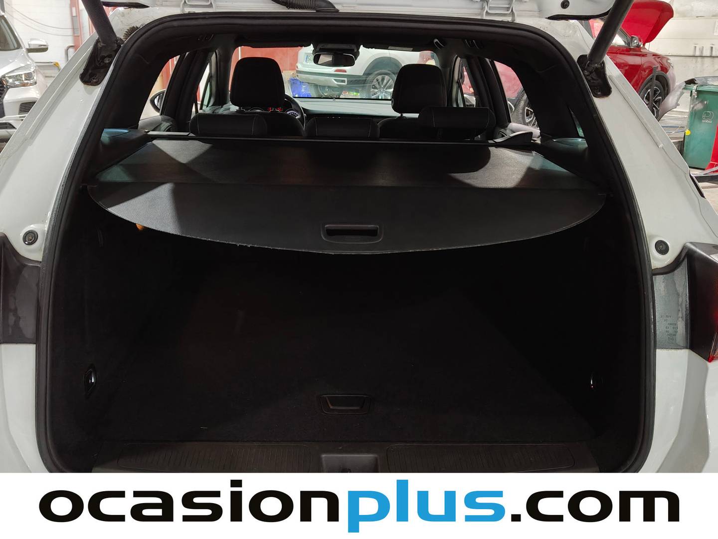 Fotos maletero Opel Astra Opel Astra Sports Tourer 1.4 Turbo Dynamic (150 CV)