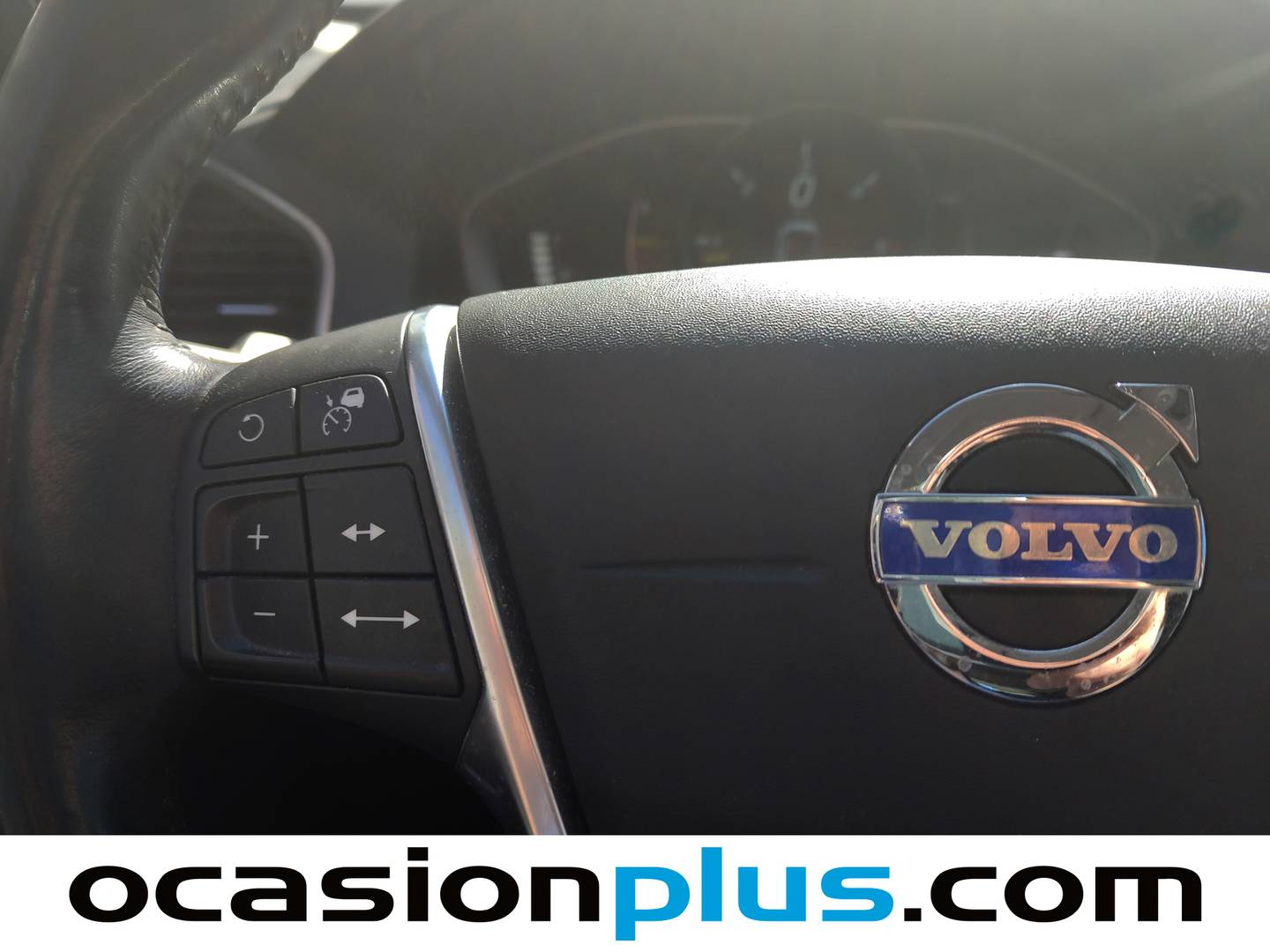 Foto Volvo XC60 Volvo XC60 D3 Kinetic Auto (136 CV)