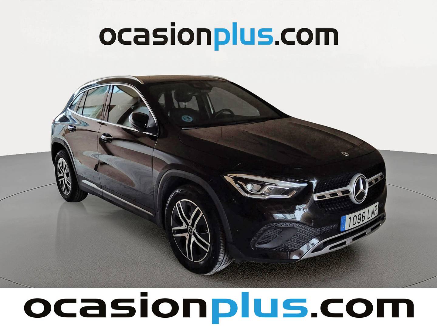 Foto delantera Mercedes GLA Mercedes-Benz GLA GLA 180 (136 CV) derecha