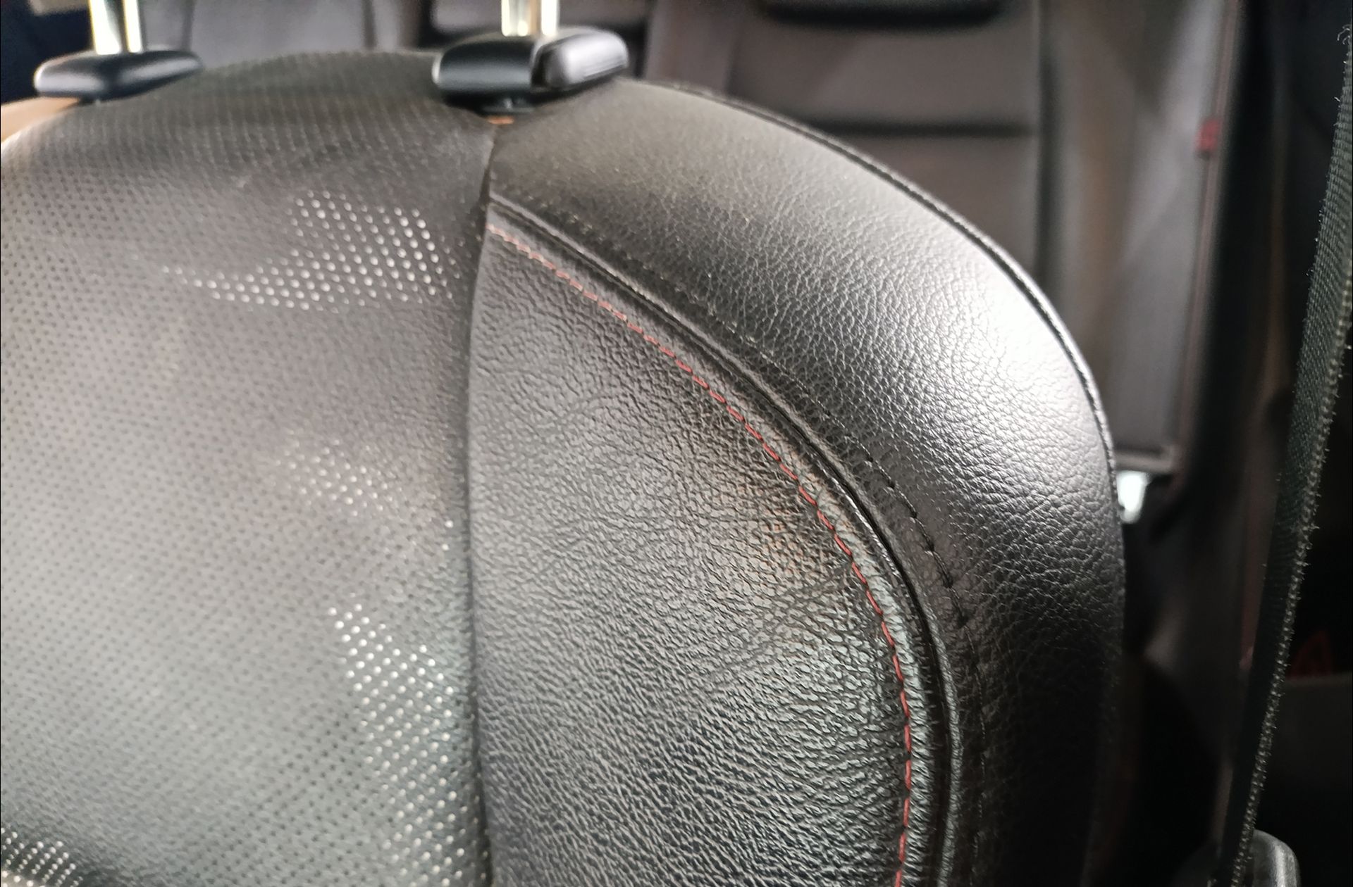 Mazda CX-5 2.2 DE Luxury 4WD - foto 8