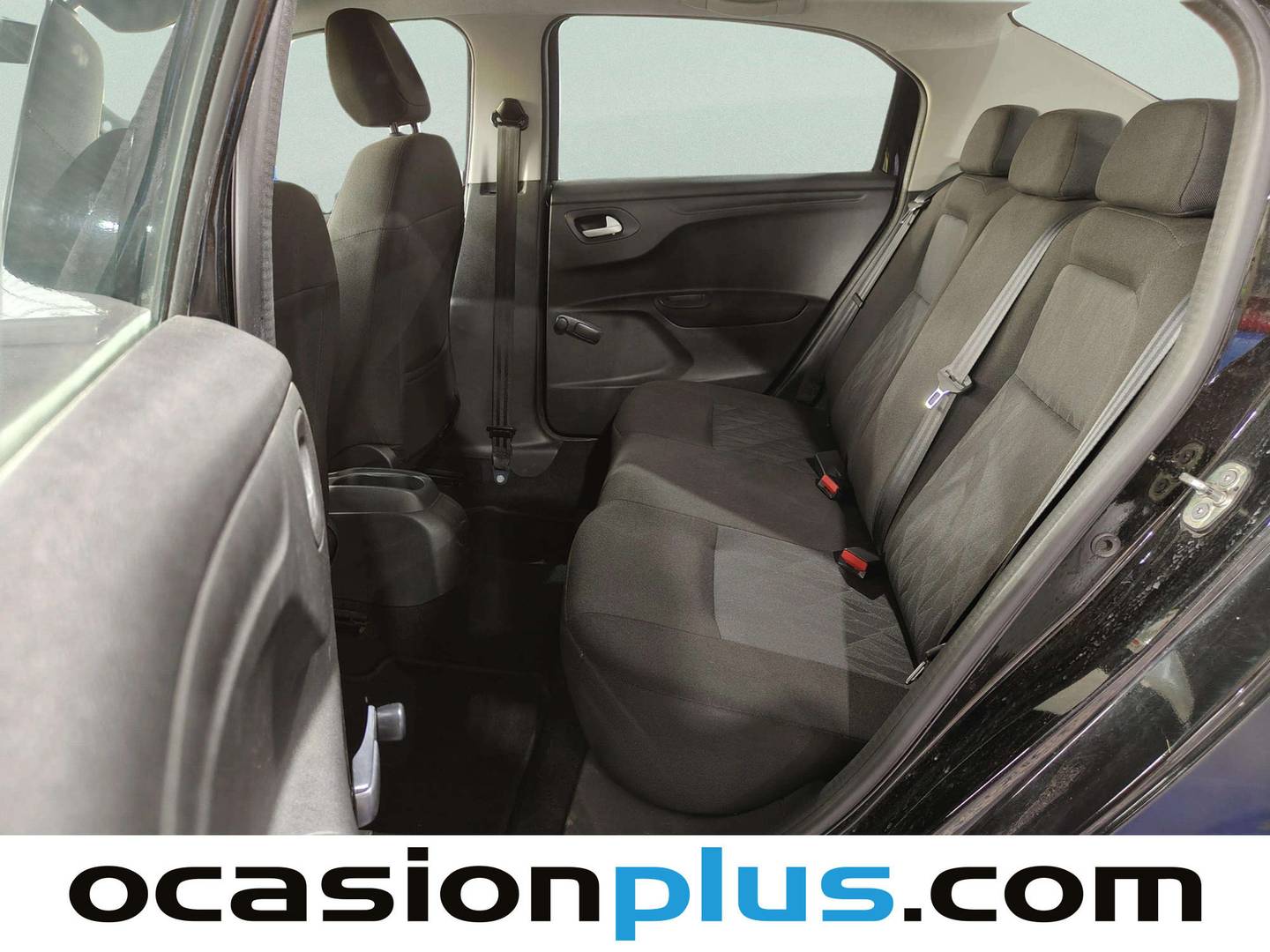 Foto asientos traseros Citroën C-Elysée Citroën C-Elysee PureTech 82 Feel (82 CV)