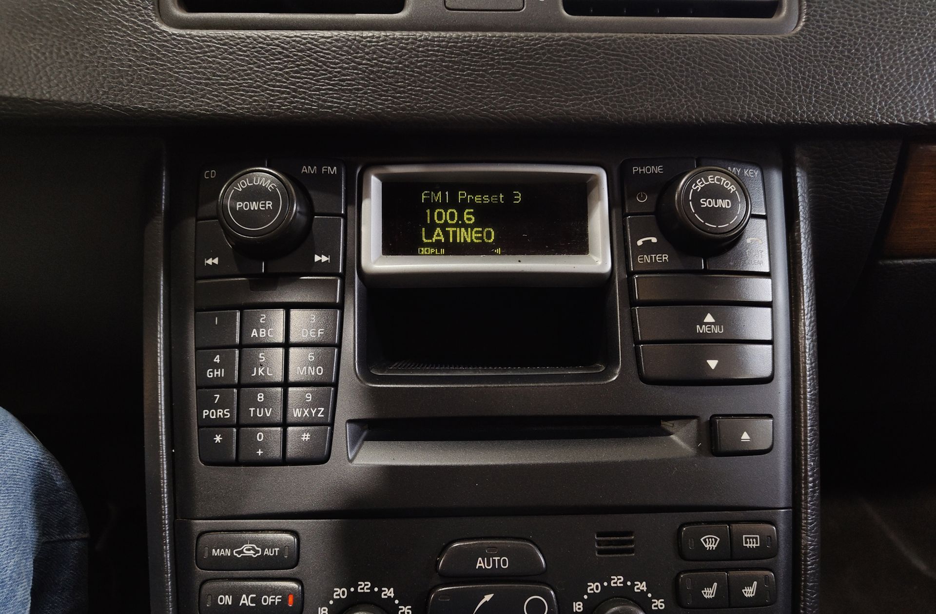 Volvo XC90 T6 Momentum 7 plazas - foto 29