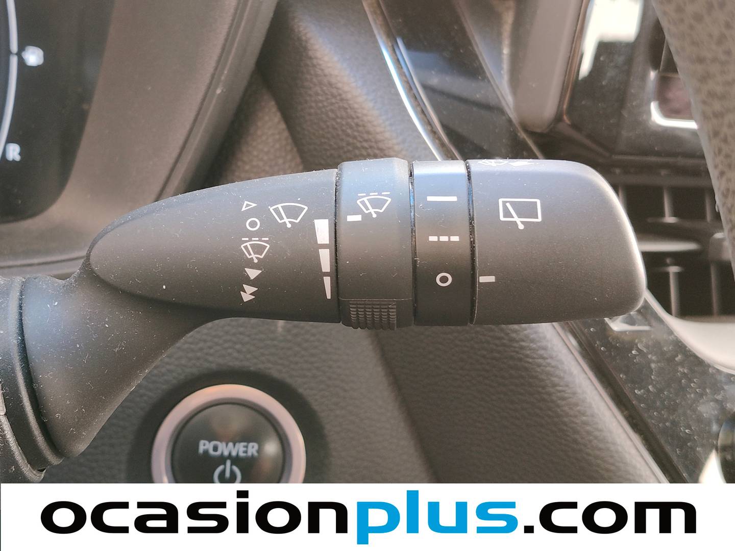 Toyota Corolla Toyota Corolla 140H Business (140 CV) seminuevo