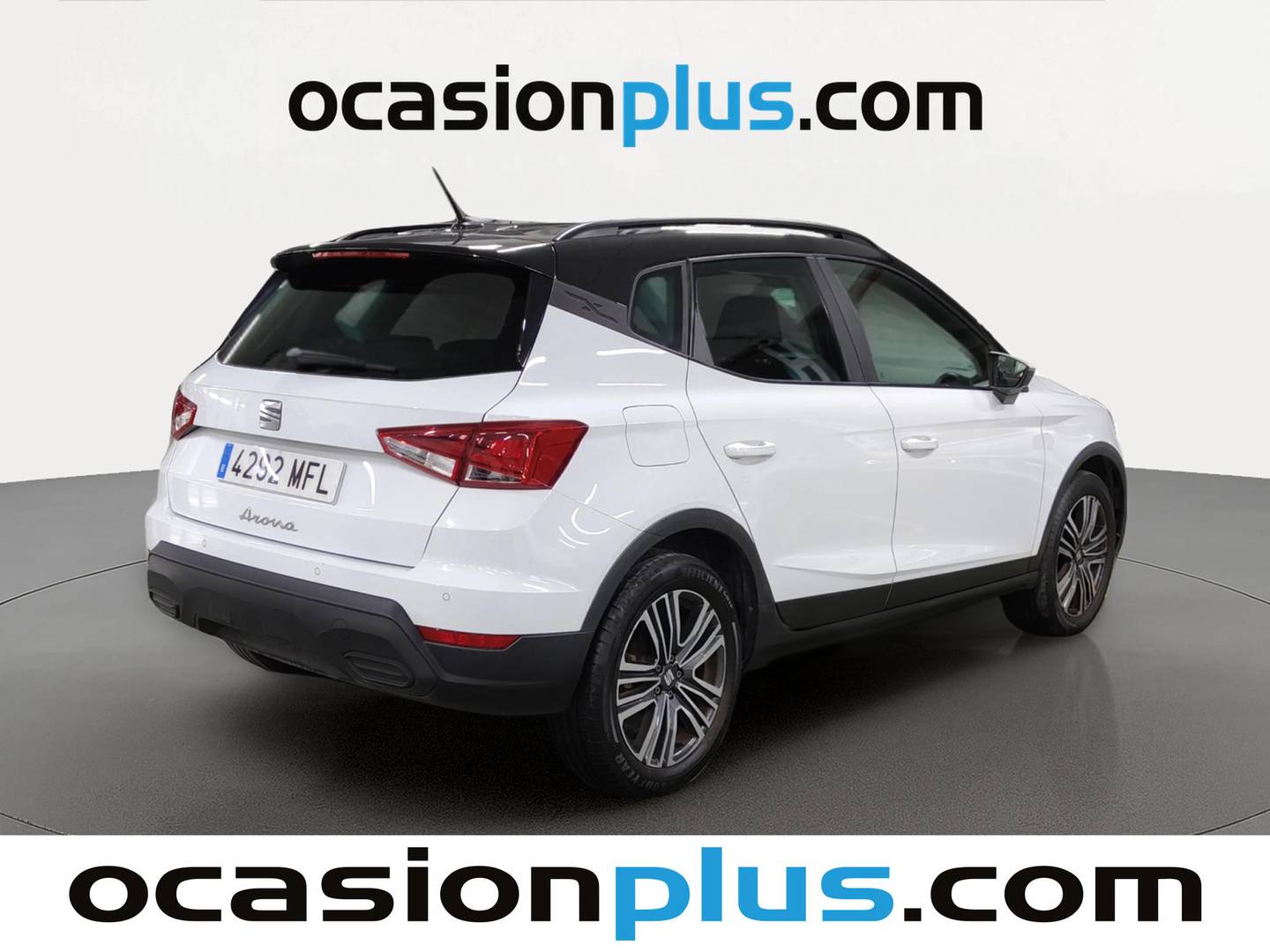 Foto trasera Seat Arona Seat Arona 1.0 TSI Style XM Edition (110 CV) derecha