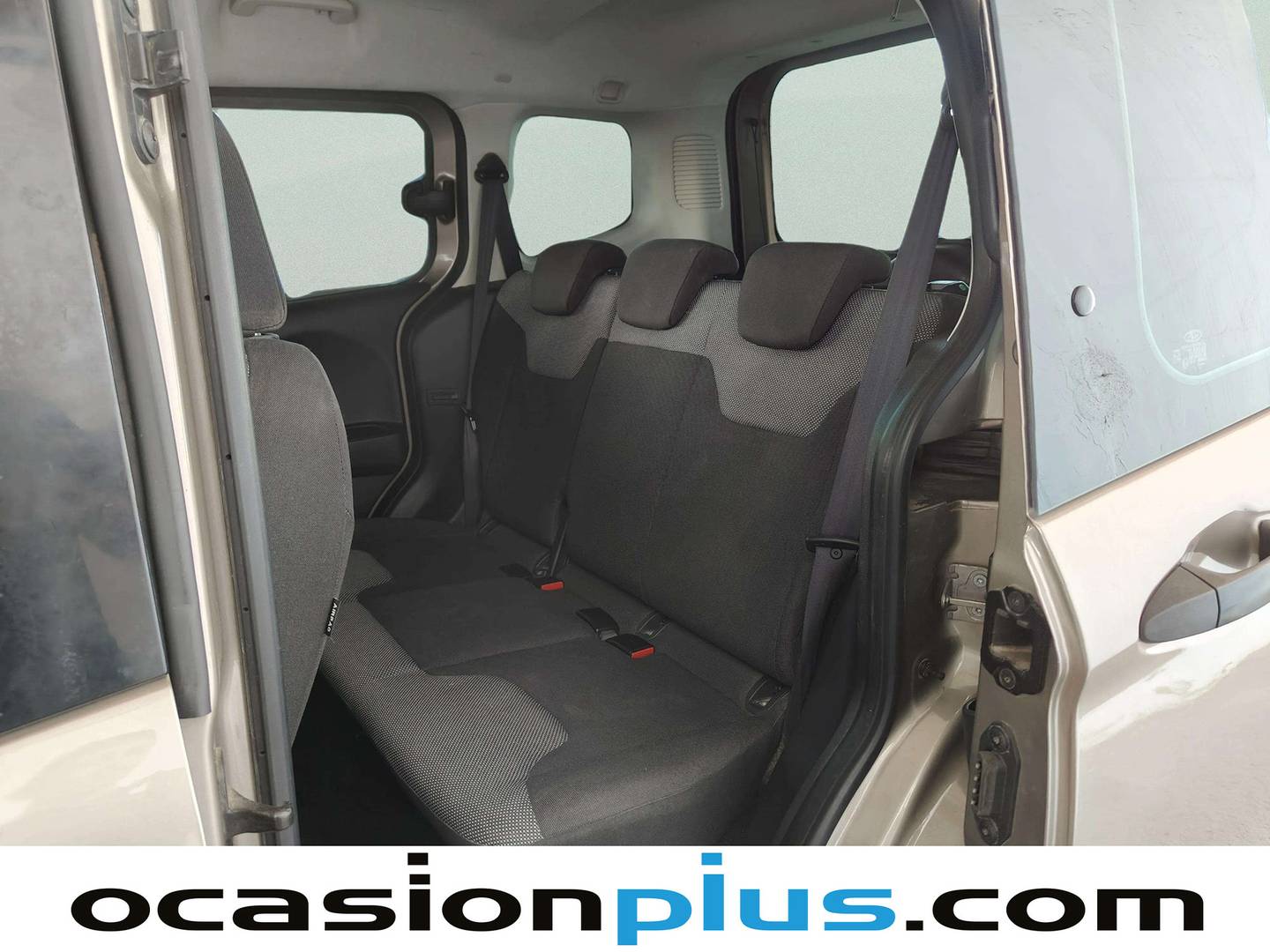 Foto asientos traseros Ford Tourneo Courier Ford Tourneo Courier 1.0 EcoBoost Ambiente (100 CV)