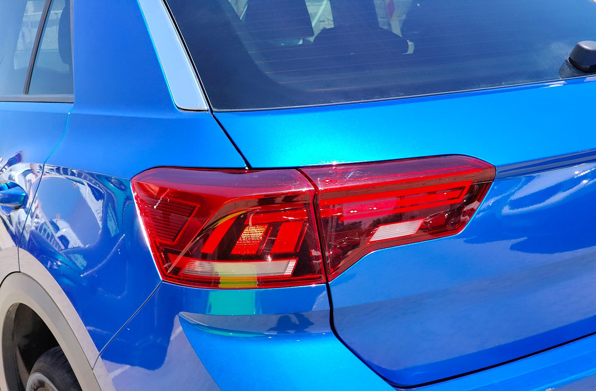 Volkswagen T-Roc Life 2.0 TDI - foto 15