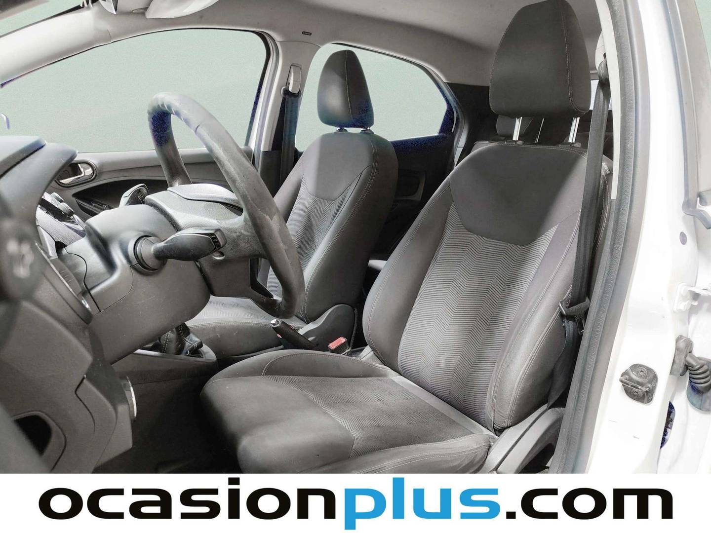 Foto asientos delanteros Ford Ka+ Ford Ka+ 1.2 Ti-VCT Black&White Edition (85 CV)