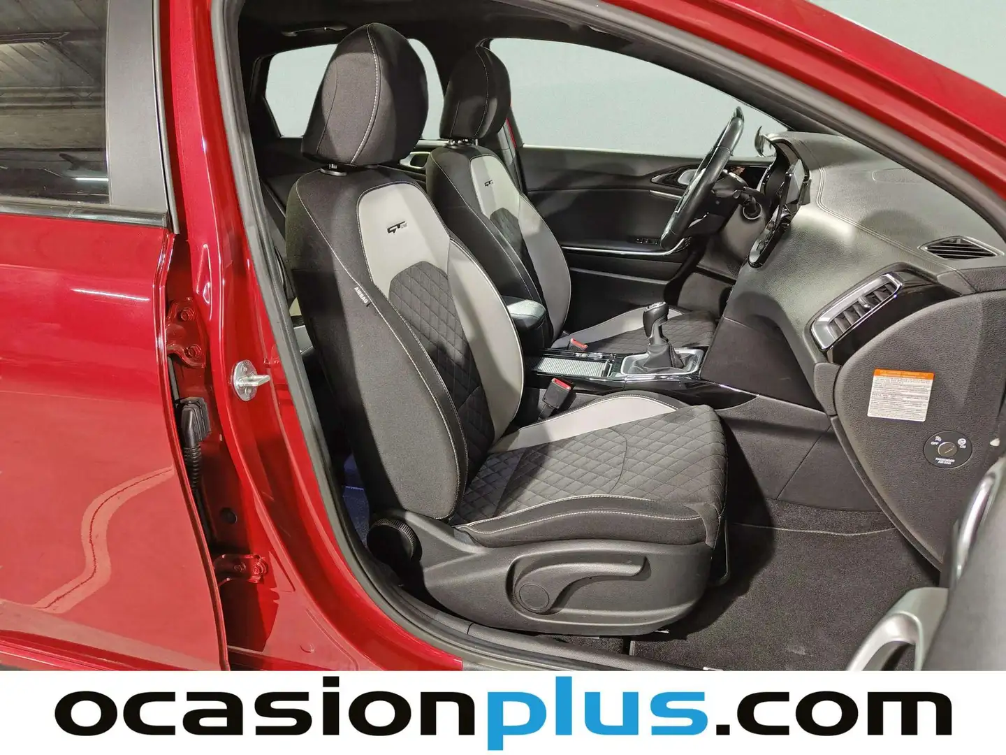 Foto KIA Ceed Kia Ceed 1.6 MHEV GT Line (136 CV)