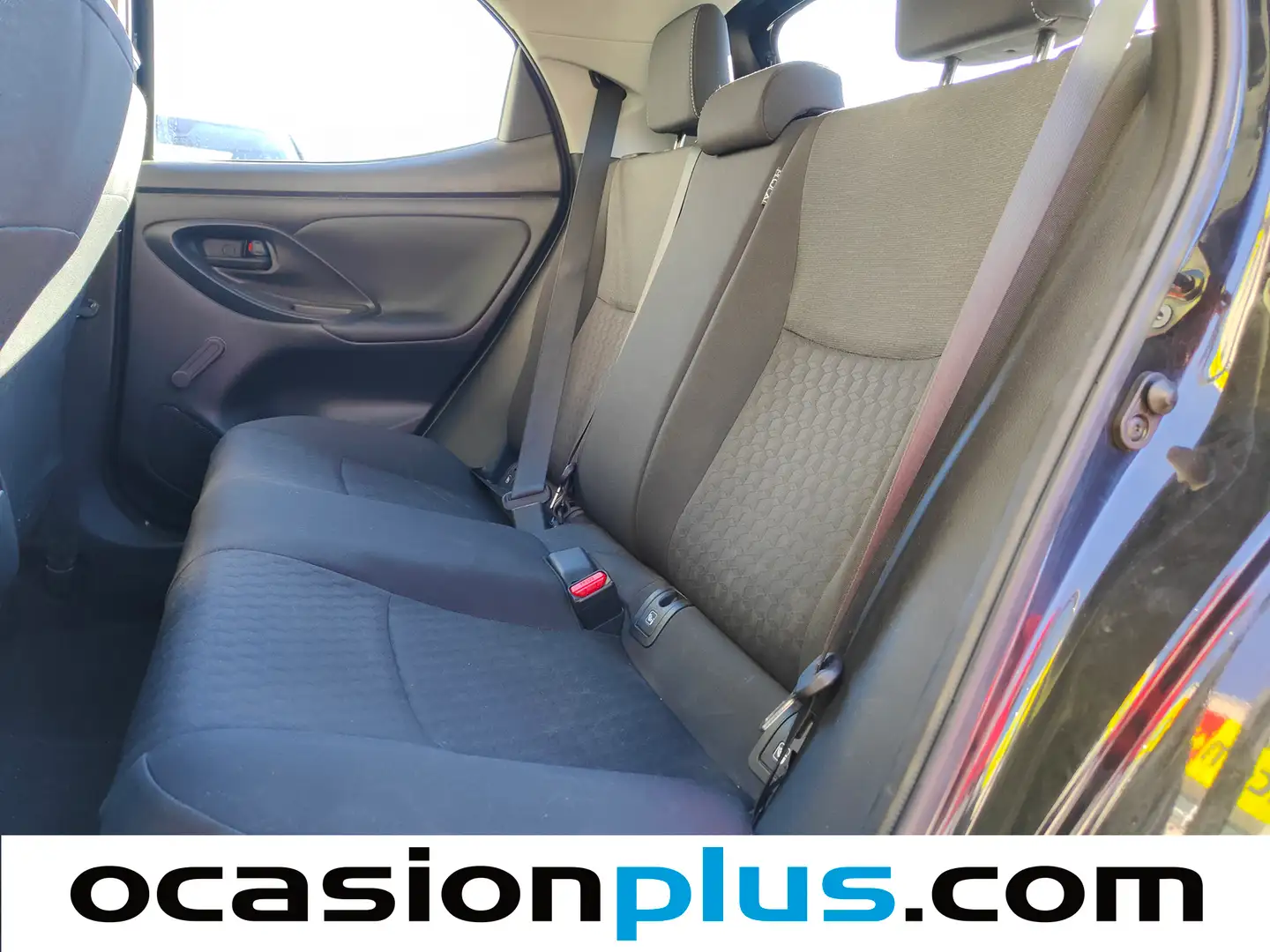 Foto Toyota Yaris Toyota Yaris 120H Business Plus (116 CV)