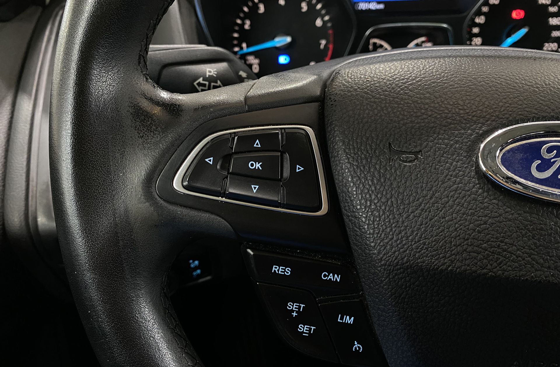 Ford Focus 1.0 EcoBoost Trend+ - foto 21