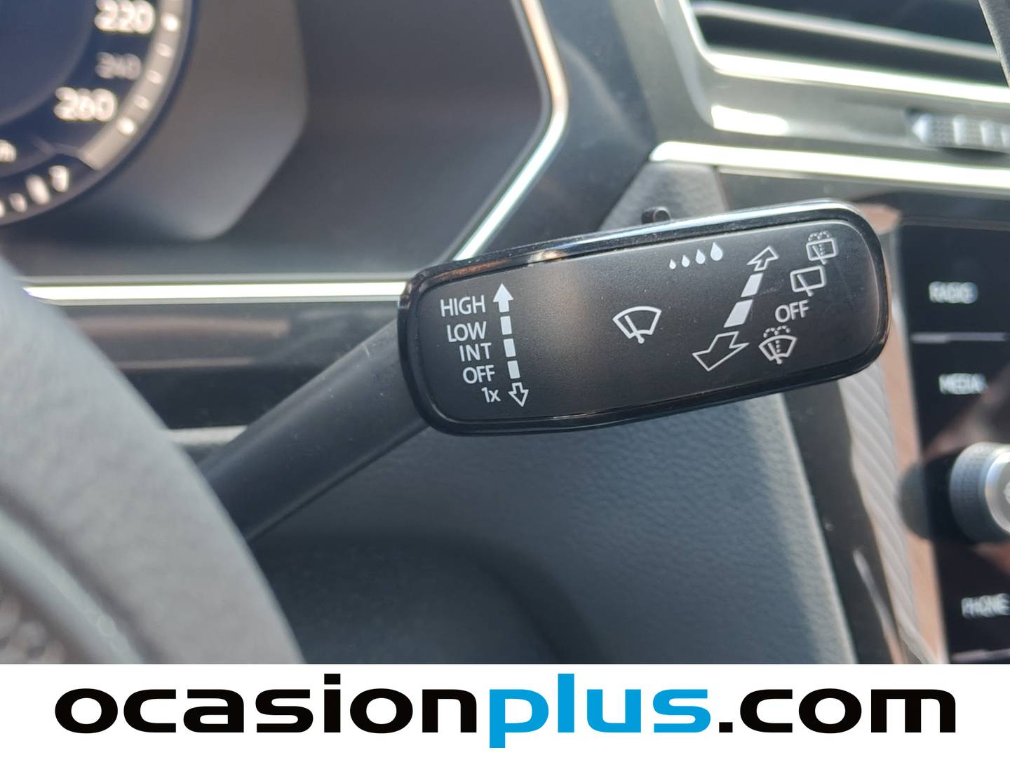 Foto Volkswagen Tiguan Volkswagen Tiguan 2.0 TDI 4Motion (190 CV) DSG Pack R-Line