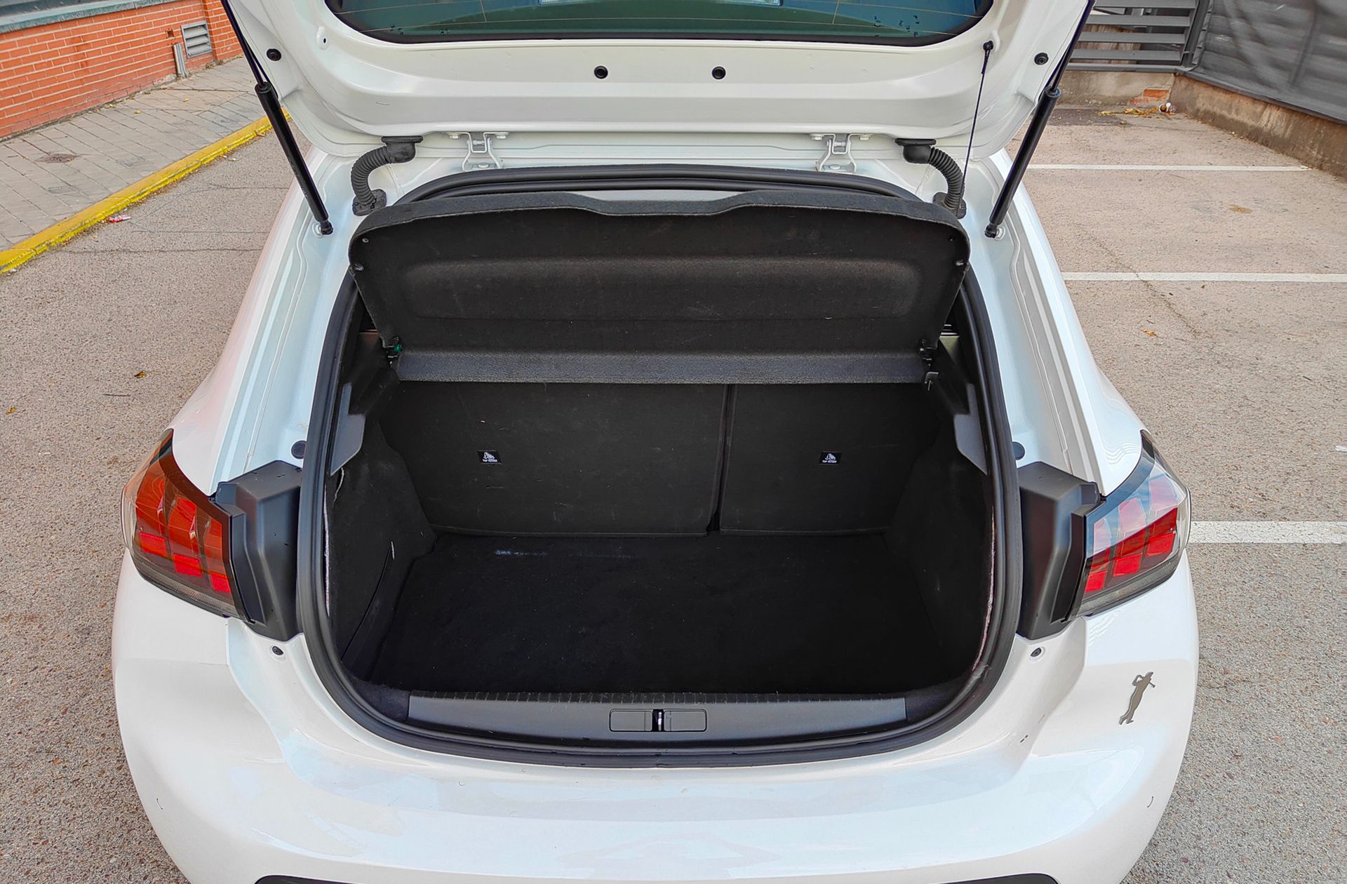 Peugeot 208 BlueHDi 100 Active Pack - foto 16