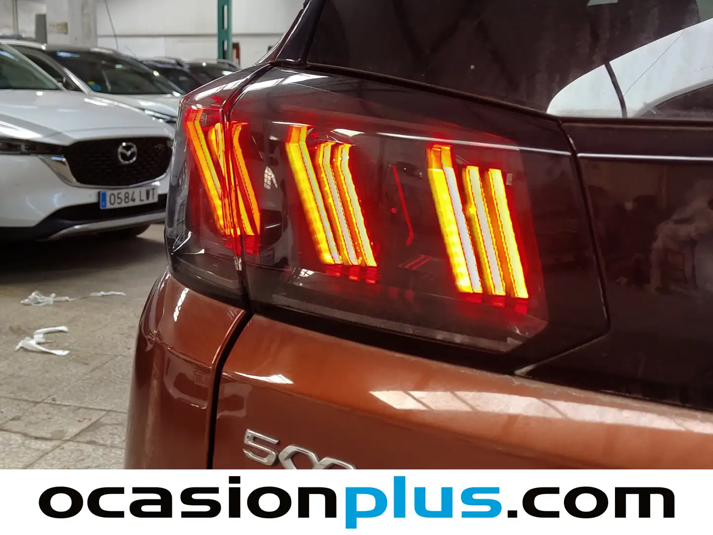 Foto Peugeot 5008 Peugeot 5008 BlueHDI 130 S&S GT EAT8 (130 CV)