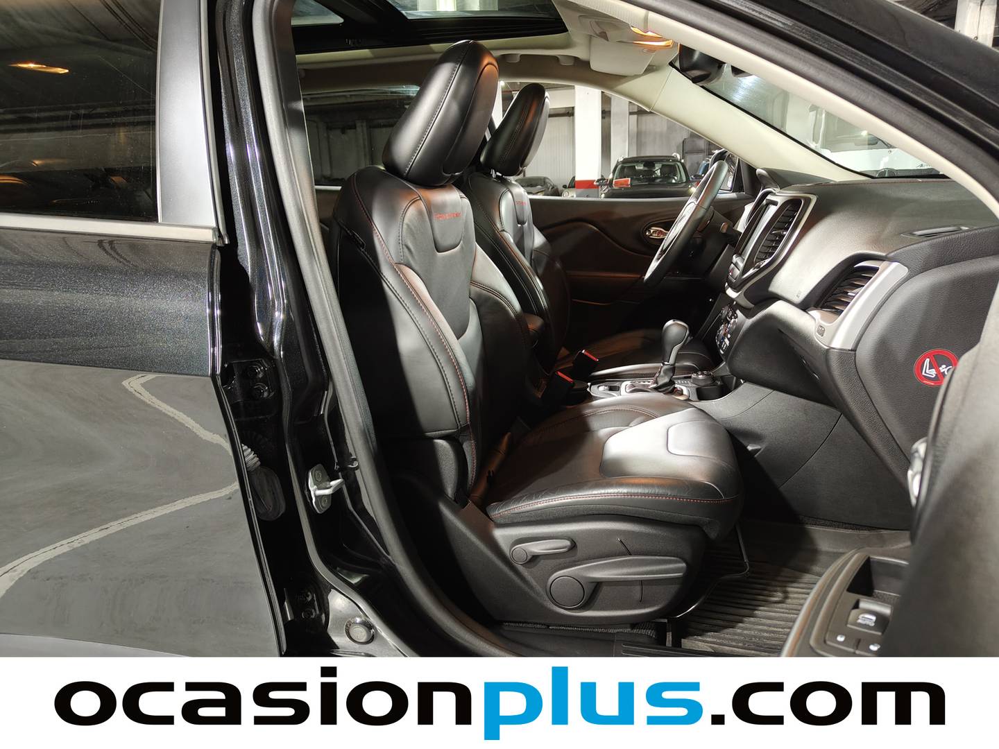 Foto Jeep Cherokee Jeep Cherokee 3.2 Trailhawk Active Drive Lock 4x4 Auto (271 CV)