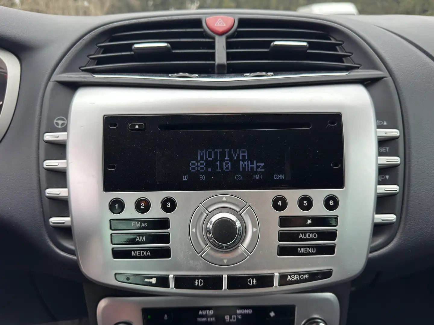 Foto Lancia Delta Lancia Delta 2.0 Multijet DPF Oro (165 CV)