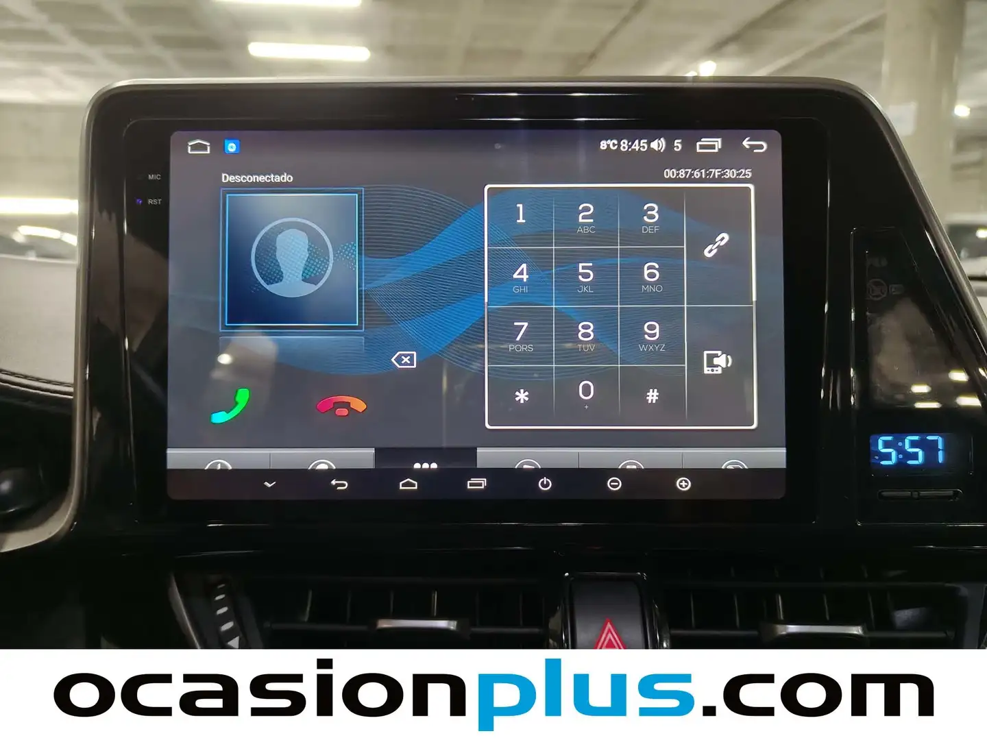 Foto Toyota C-HR Toyota C-HR 1.8 125H Advance (122 CV)