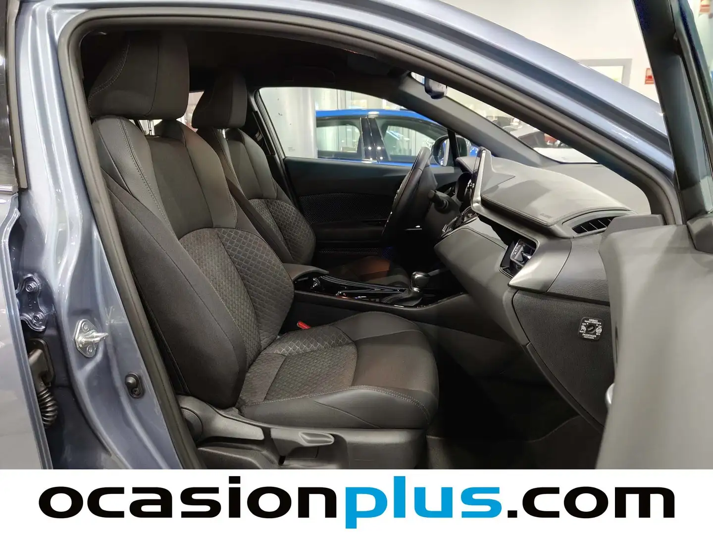 Foto Toyota C-HR Toyota C-HR 180H Advance (184 CV)