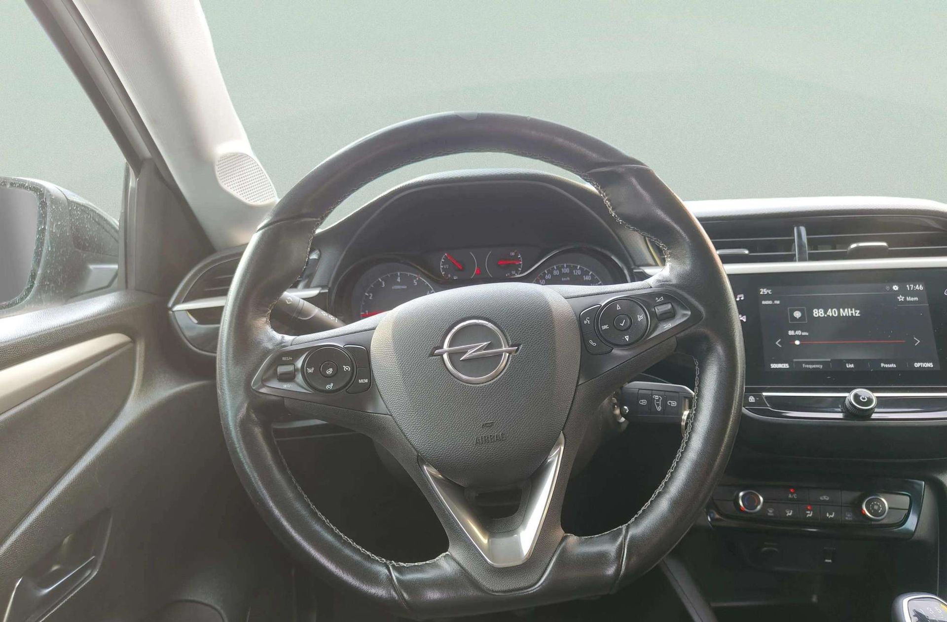 Opel Corsa 1.2 XEL Edition - foto 19
