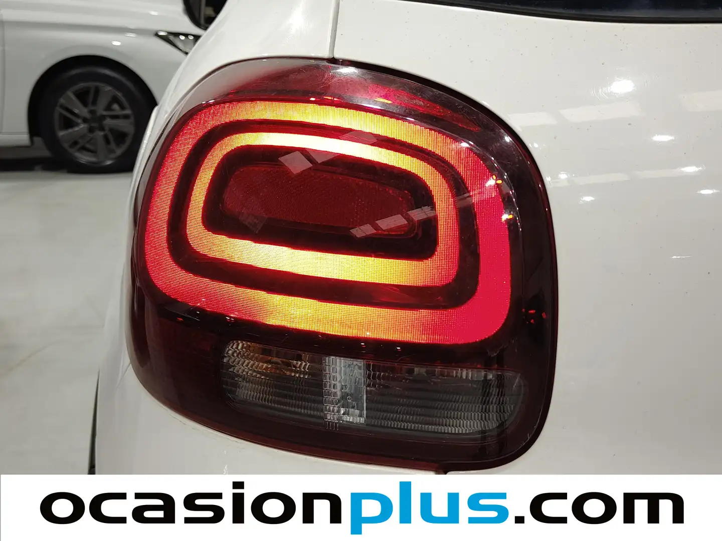 Foto Citroën C3 Citroen C3 BlueHDi 100 S&S Feel (99 CV)