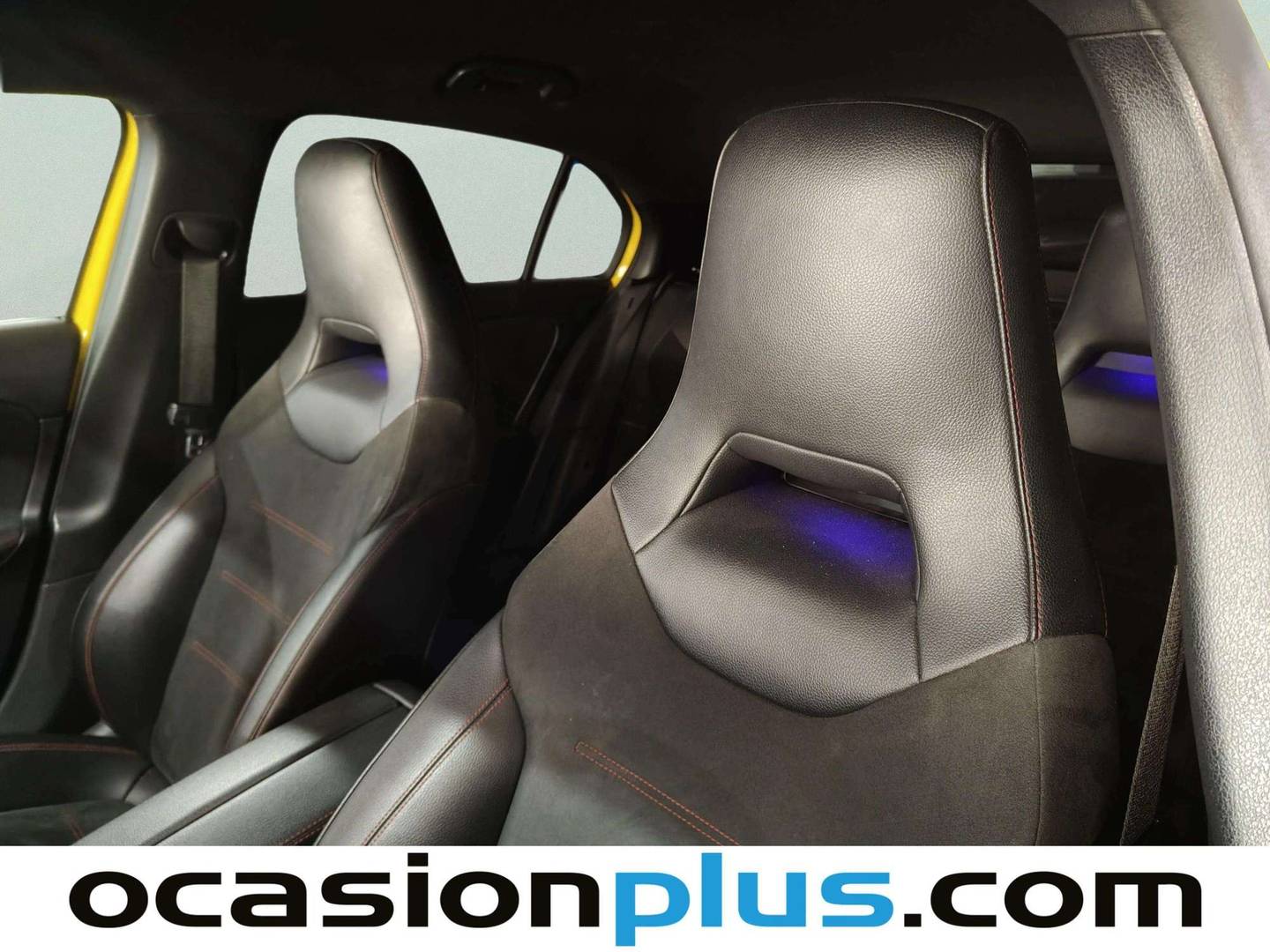 Equipamiento del Mercedes Clase A Mercedes Clase A 180 d (116 CV) Pack AMG