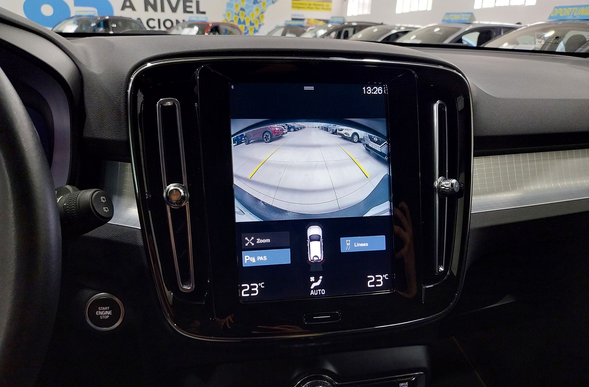 Volvo XC40 T3 Business Plus - foto 8