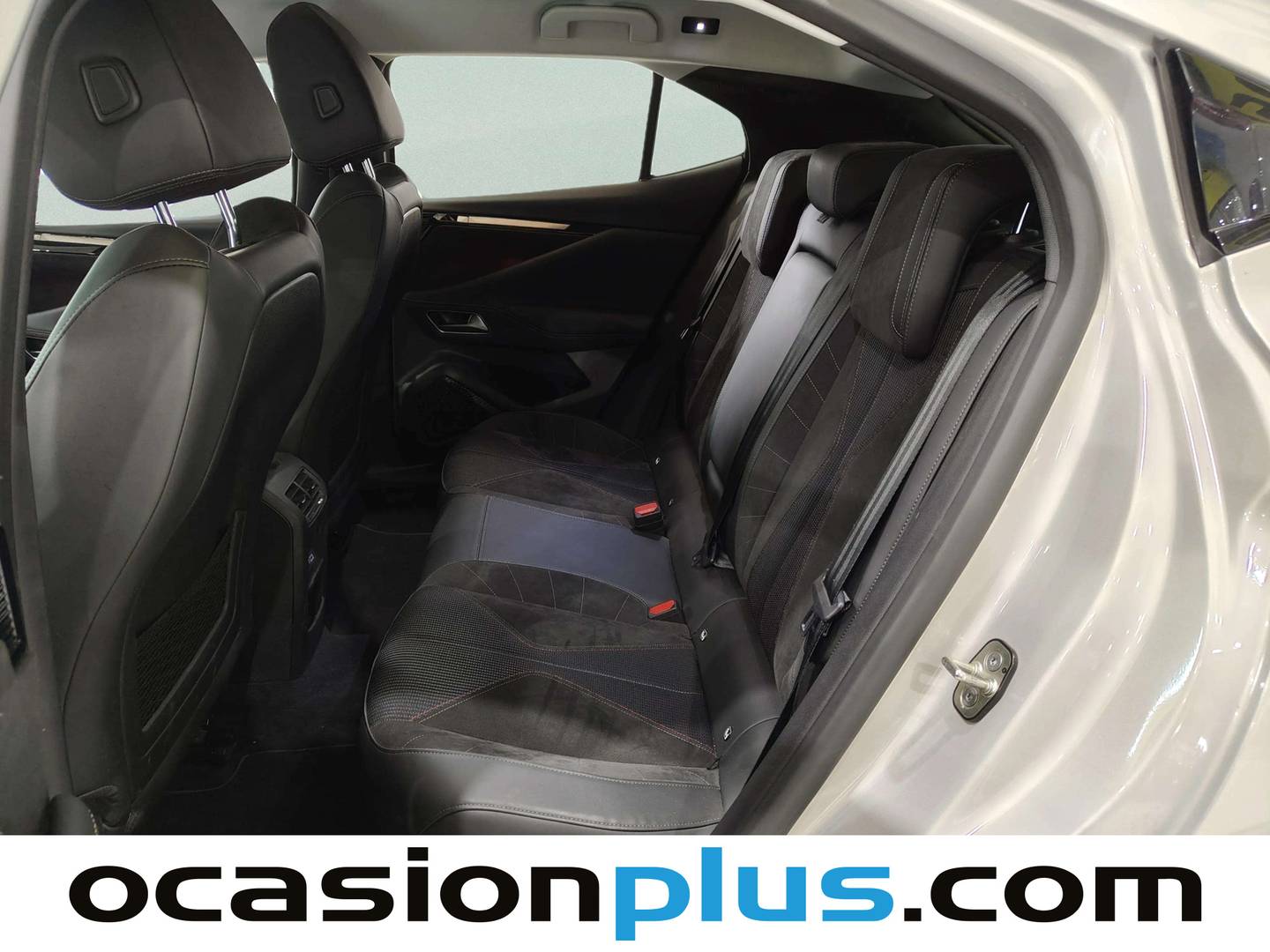 Foto DS DS 4 DS DS4 E-Tense 225 Performance Line (225 CV)