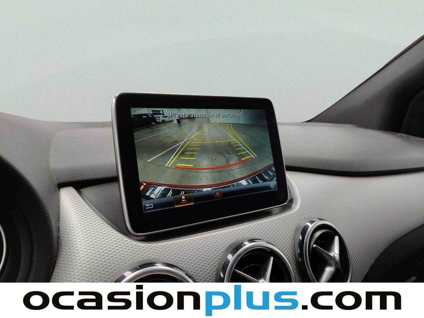 Equipamiento del Mercedes Clase B Mercedes Clase B 180 d (109 CV)