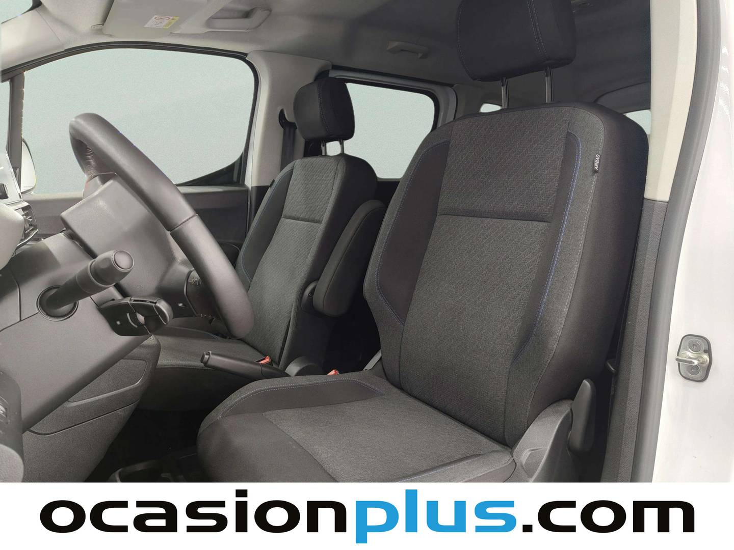 Foto asientos delanteros Peugeot Rifter Peugeot Rifter Style Standard PureTech (110 CV)