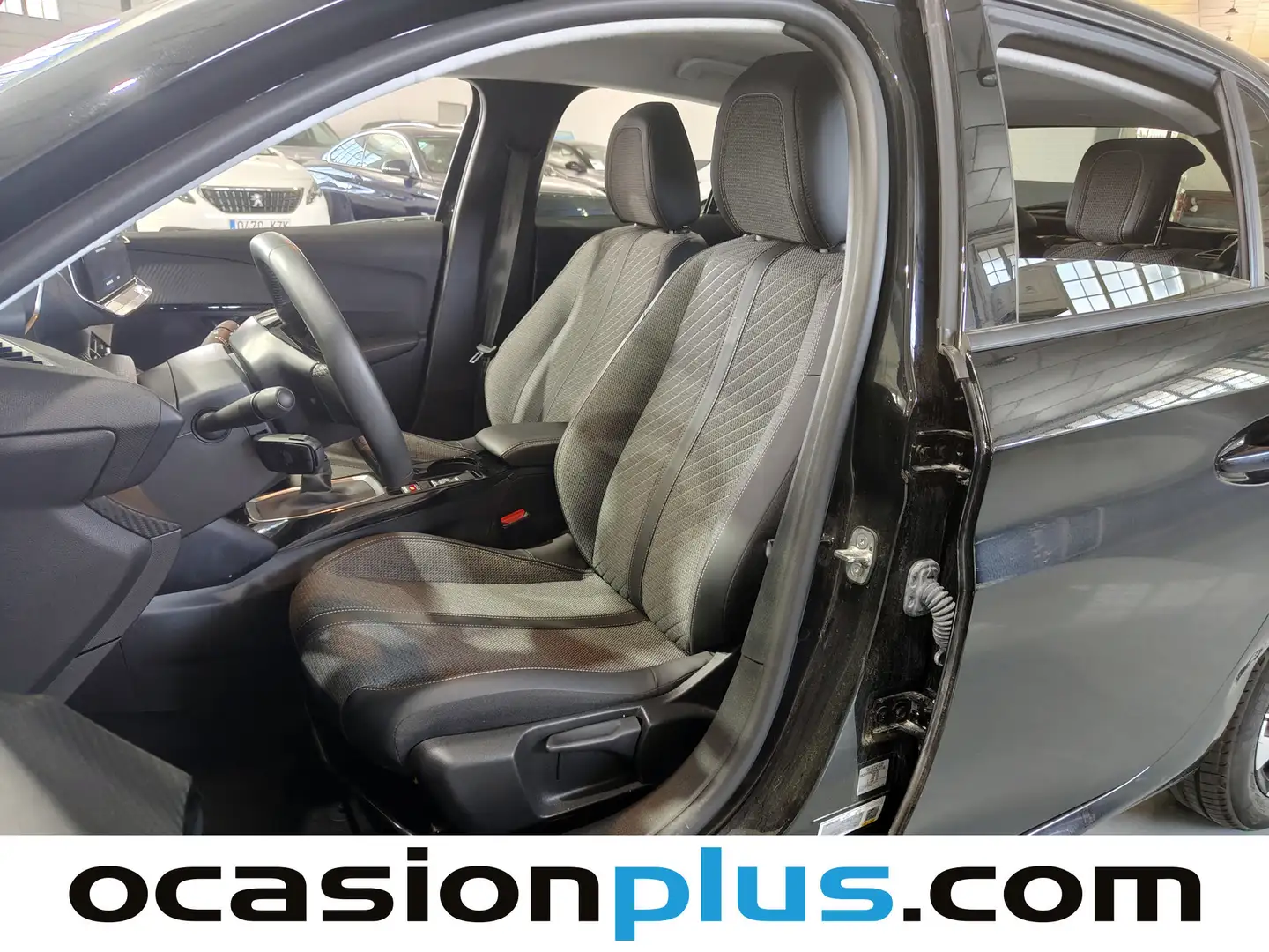 Foto Peugeot 208 Peugeot 208 PureTech 100 Allure (100 CV)