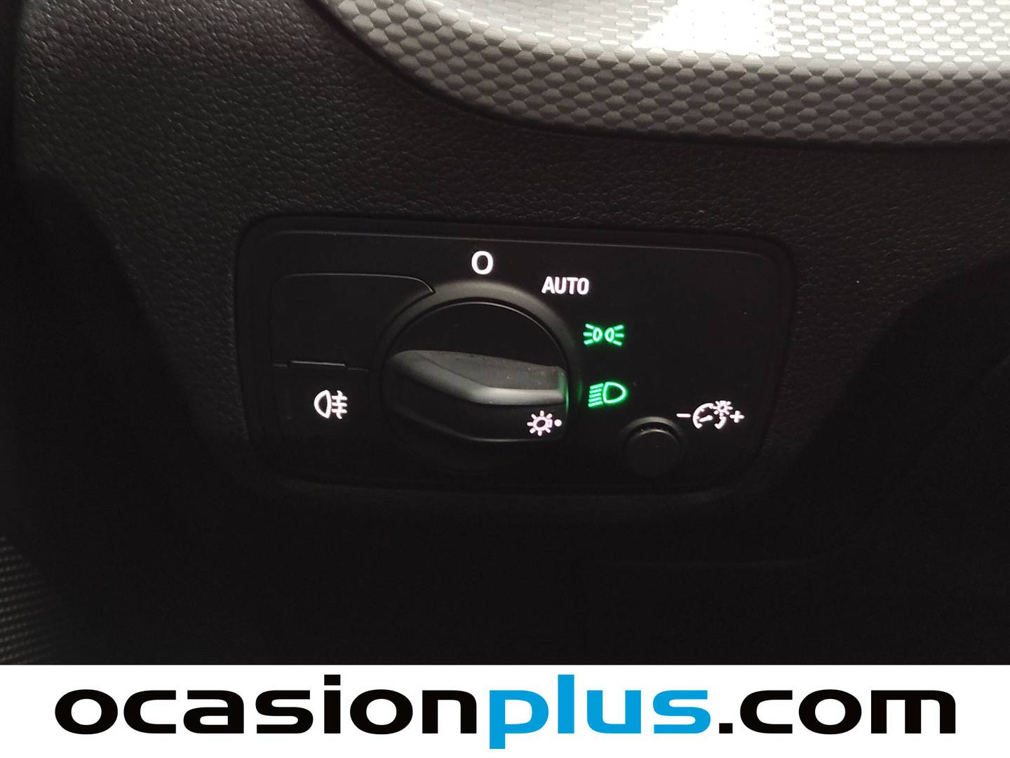 Foto Audi Q2 Audi Q2 Advanced 30 TDI (116 CV)