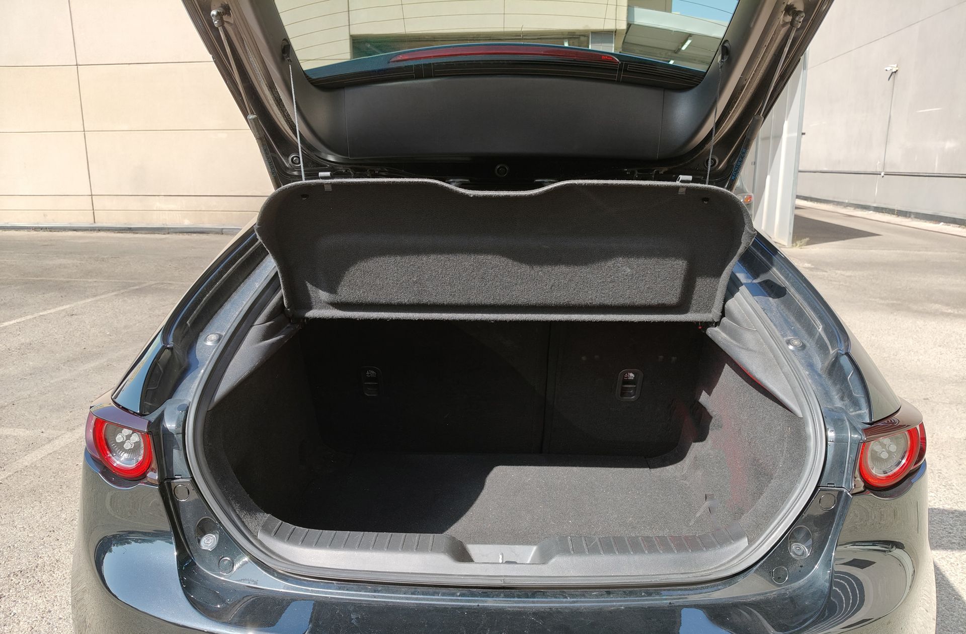 Mazda Mazda3 2.0 Skyactiv-G Zenith - foto 17