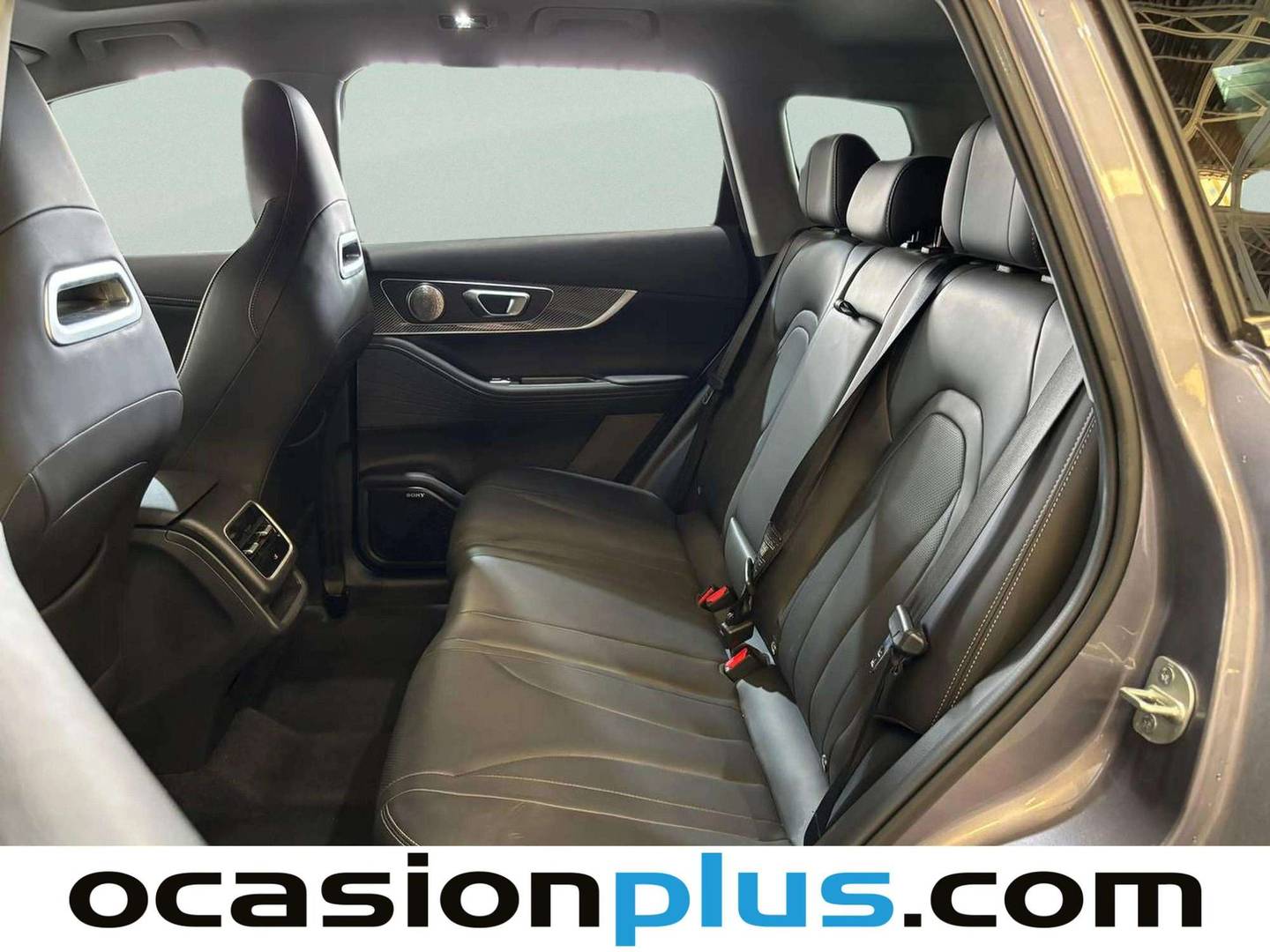 Foto asientos traseros EBRO S700 EBRO S700 1.6 TGDI Luxury 7 DCT (147 CV)