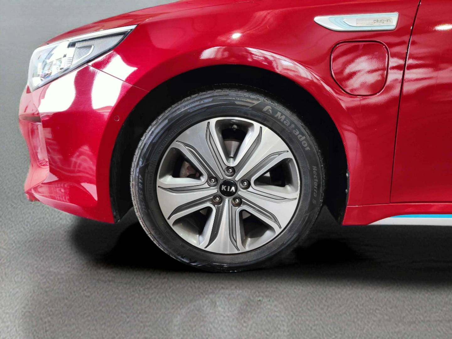 Foto KIA Optima Hïbrido Enchufable Kia Optima 2.0 GDi Híbrido Enchufable (205 CV)