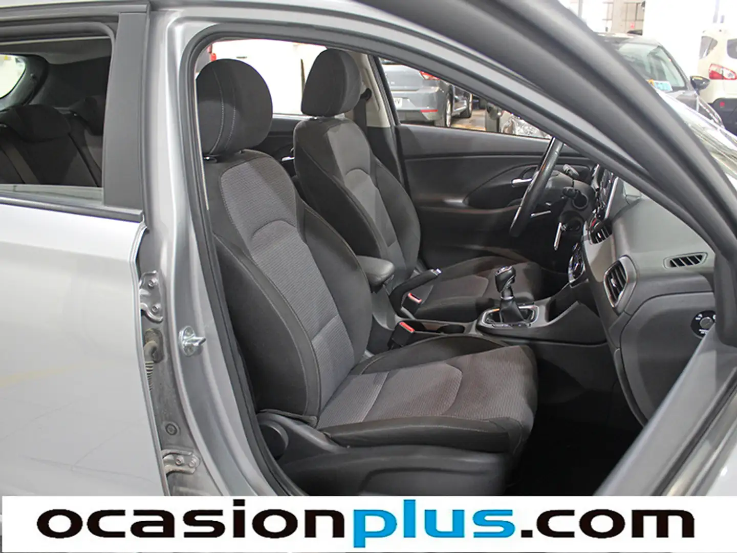 Foto Hyundai i30 Hyundai i30 1.0 TGDI Essence  (120 CV)