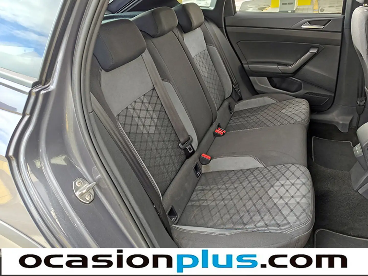 Foto Volkswagen Taigo Volkswagen Taigo R-Line 1.0 TSI  (110 CV) DSG