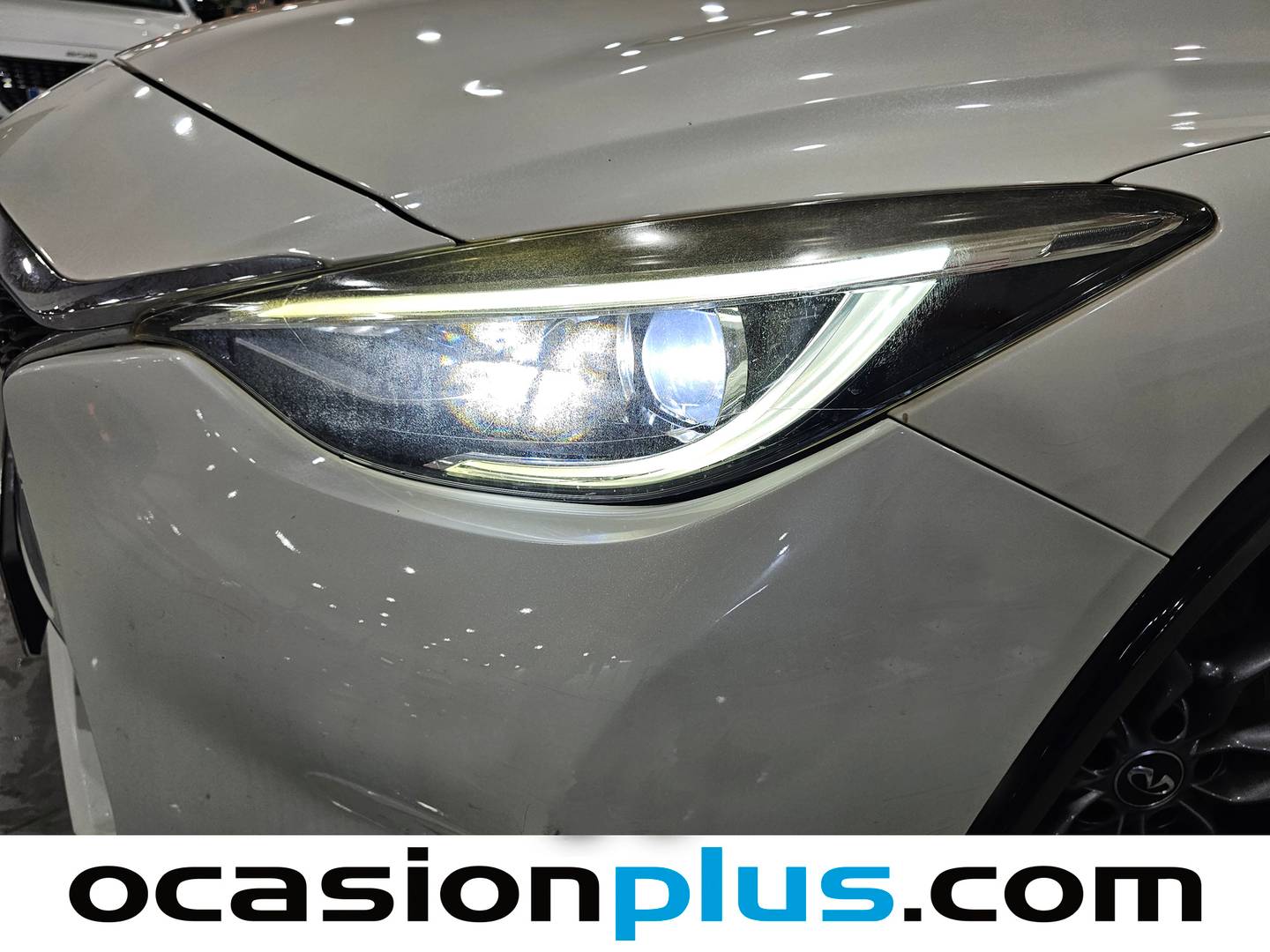 Foto Infiniti Q30 Infiniti Q30 2.2D Sport 7DCT (170 CV)