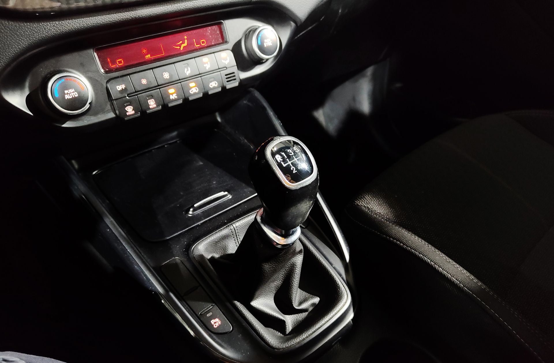 Kia Carens 1.6 GDi Drive 7 plazas - foto 5