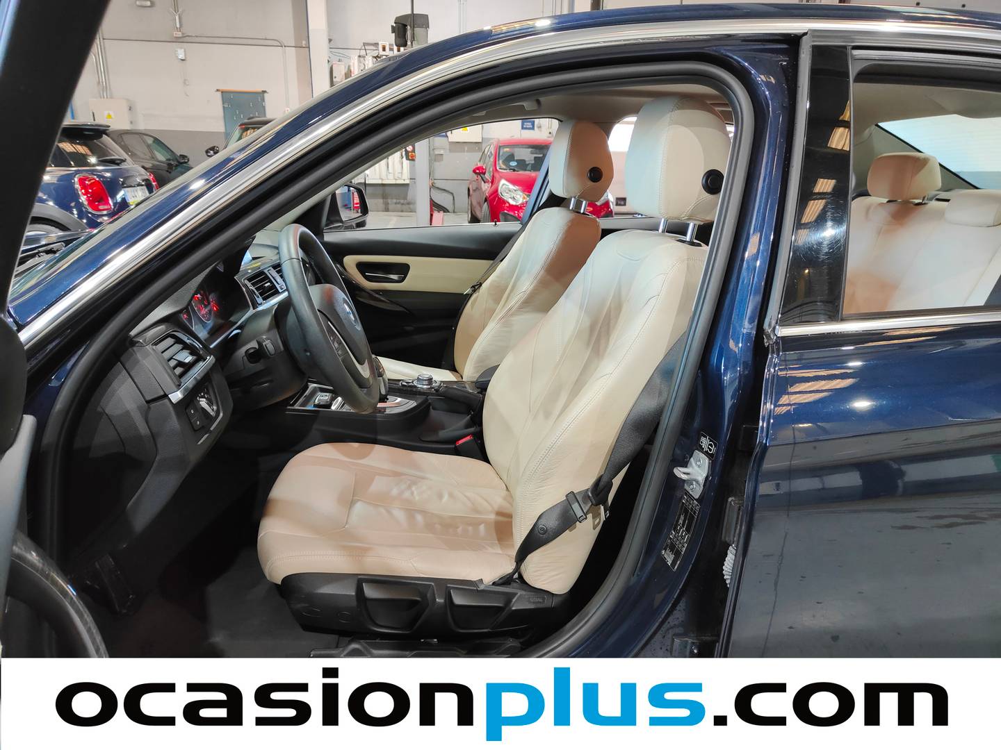 Foto BMW Serie 3 BMW Serie 3 318d  (143 CV)