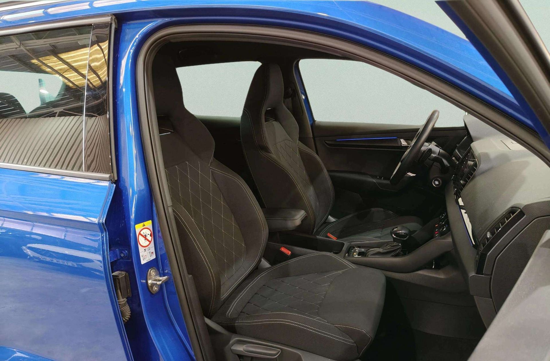 Škoda Karoq 1.5 TSI ACT Sportline DSG - foto 24