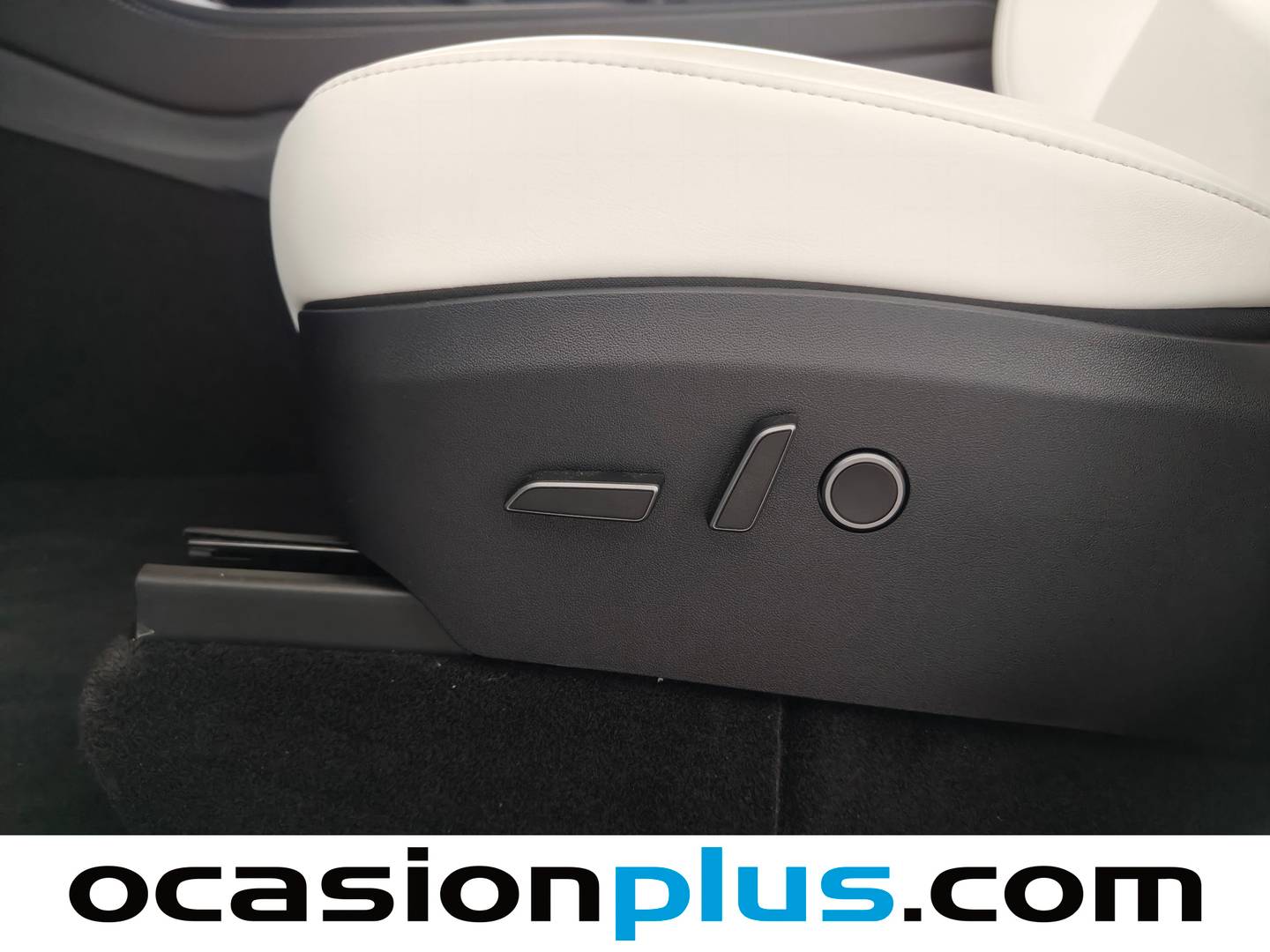 Foto Tesla Model Y Tesla Model Y Tracción Trasera RWD (347 CV)