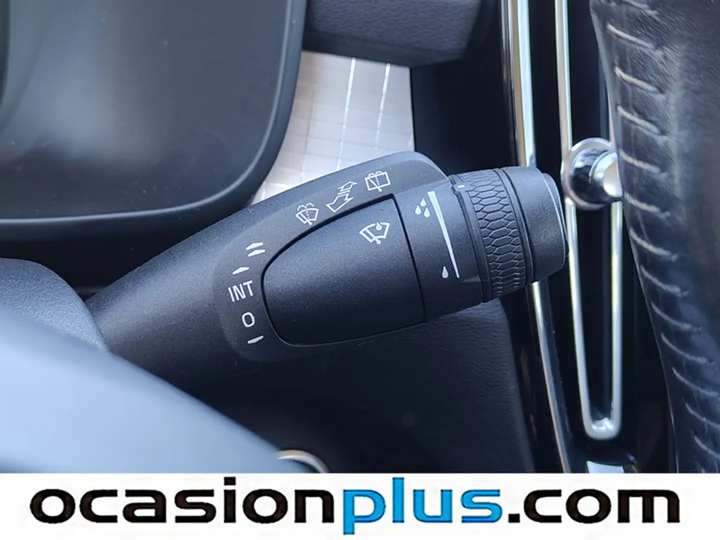 Foto Volvo XC40 Volvo XC40 D4 Momentum AWD Auto (190 CV)