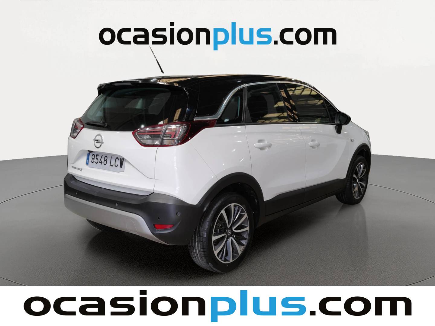 Foto trasera Opel Crossland X Opel Crossland X 1.2 Innovation (130 CV) derecha
