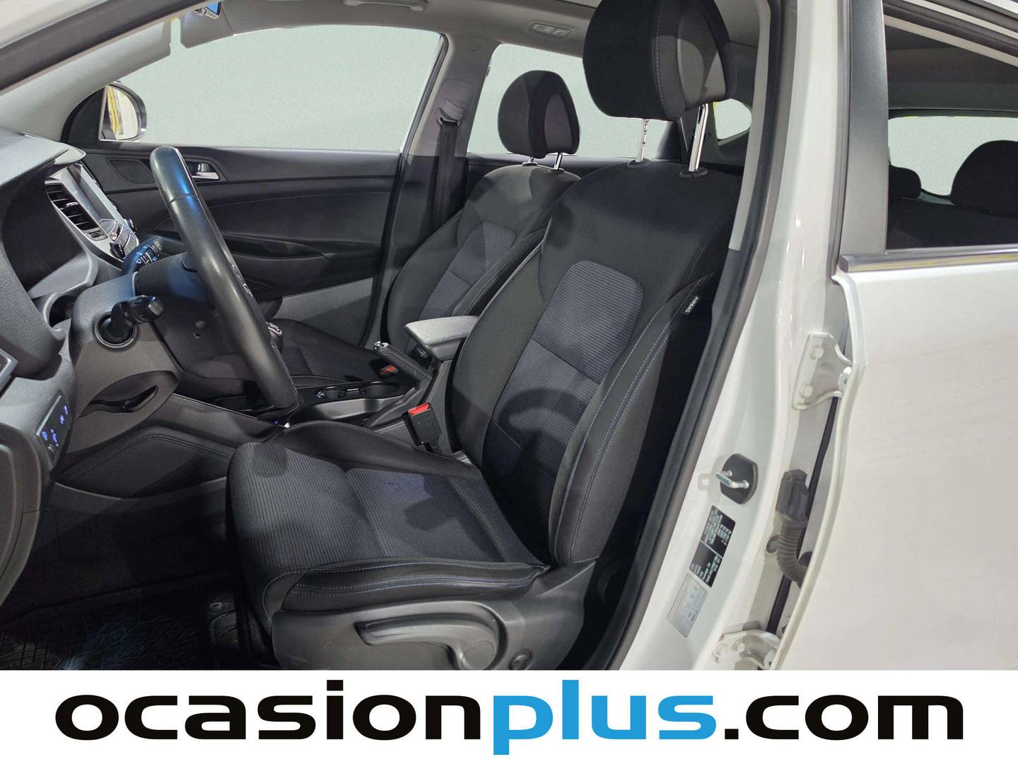 Foto asientos delanteros Hyundai Tucson Hyundai Tucson 1.7 CRDi BlueDrive Tecno Sky 4x2 (115 CV)